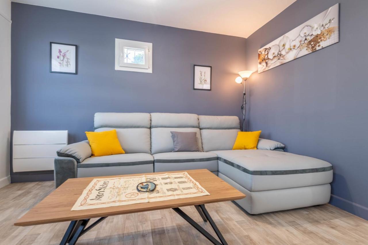Casa a schiera in posizione ideale con 3 camere da letto parcheggio e giar Annecy Esterno foto