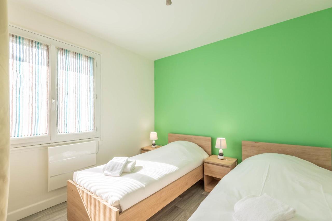 Casa a schiera in posizione ideale con 3 camere da letto parcheggio e giar Annecy Esterno foto